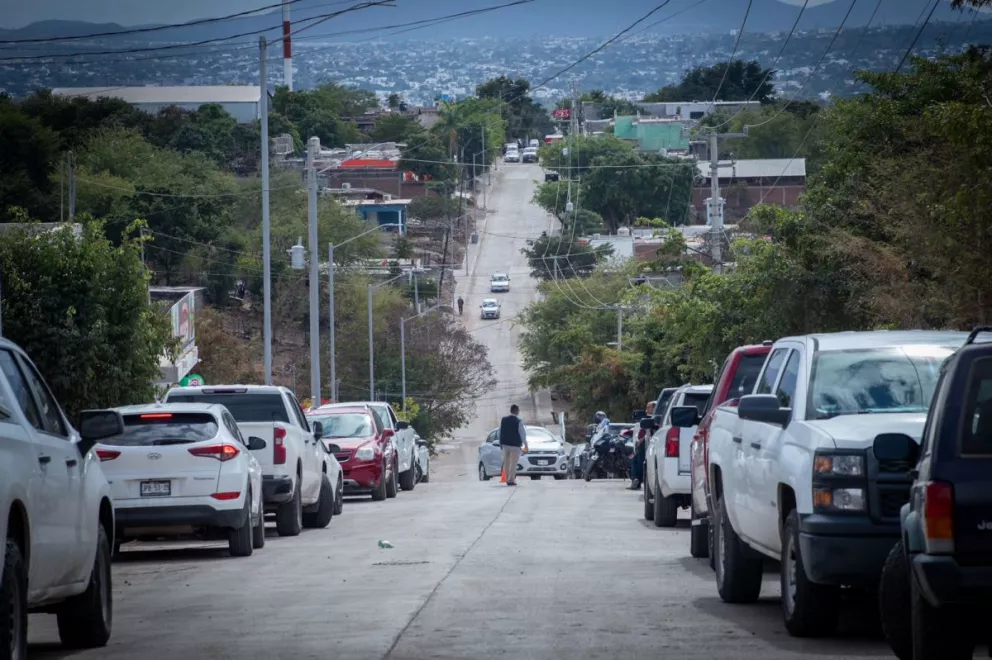 Gobierno Estado y Ayuntamiento pavimentan cinco calles más en Culiacán. 