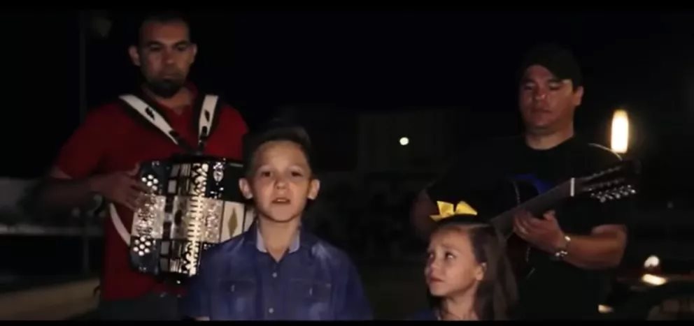 Niños cantan al unísono para pedir frenar la violencia en México: video se convierte en viral en redes sociales