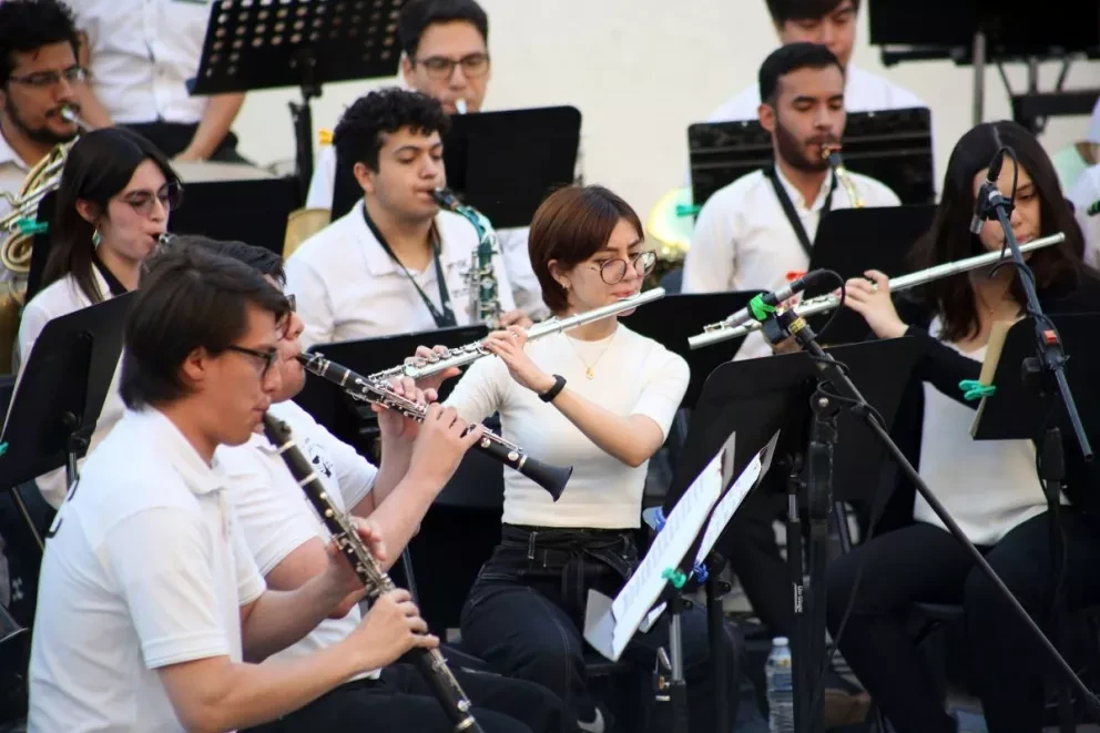 Culiacán. Este viernes la Banda Sinfónica Juvenil de Sinaloa, se presentará en en el ágora Rosario Castellanos del ISIC.