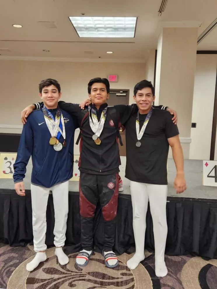 Gael Rosales logra dos de oro; Aarón Ibarra otra dorada y Javier Rojo dos Platas y un bronce en el evento de Gimnasia Artística