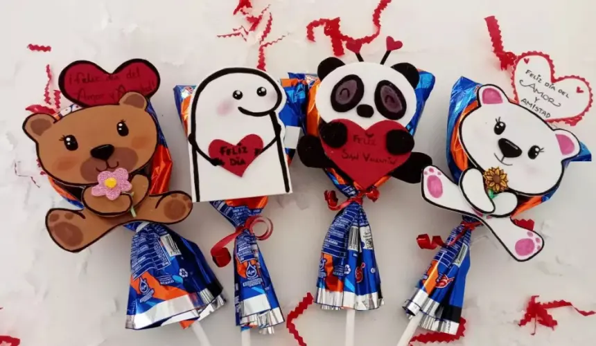 Cómo decorar Paletas Payasos para este 14 de febrero Foto: Dulcetta