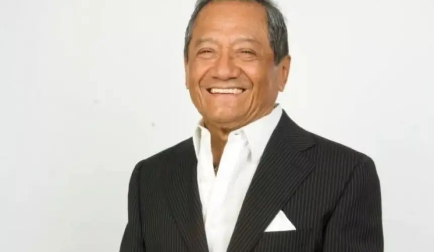 Armando Manzanero.