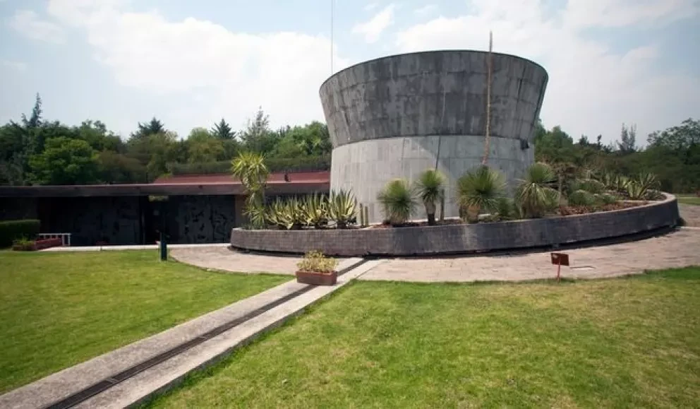 Invitan al público a reencontrarse con la Galería de Historia, Museo del Caracol, espacio considerado el primero de los museos modernos en México, y ser testigo de una nueva etapa en su devenir, ya que a lo largo de 2023 también será actualizada su m