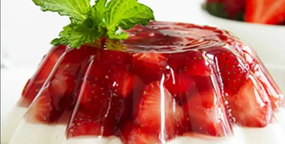 Prepara una deliciosa gelatina de fresa natural