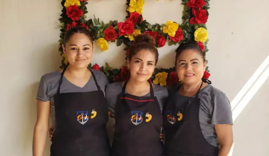 Prisma, deleita con sus tacos de camarón poniendo el sabor del mar en Alturas del sur