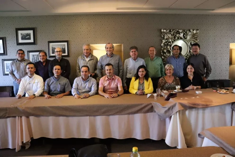 Dialoga CG CESP con autoridades de la Embajada de Canadá
