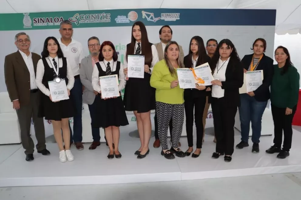 Alumnas de COBAES representarán a Sinaloa en la Feria Nacional de Ciencias e Ingenierías.