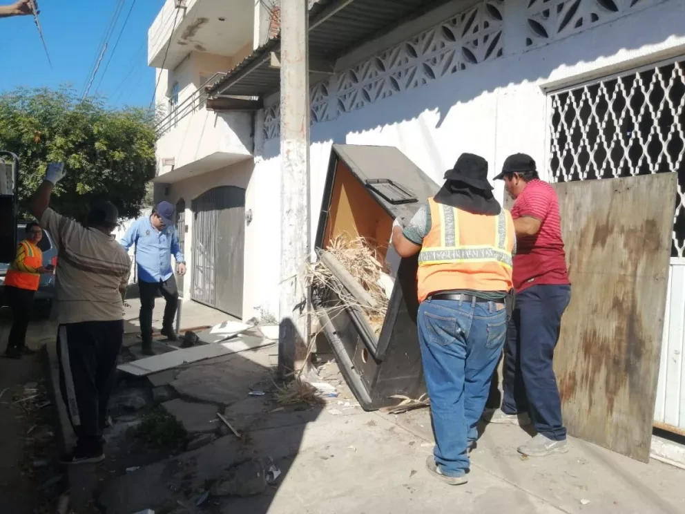 Vecinos de las colonias Nuevo Culiacán, Morelos y Los Pinos logran deshacerse de su cacharros.