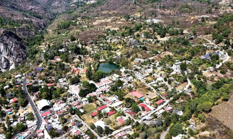 Dónde está ubicado Guelatao, lugar donde nació Benito Juárez.