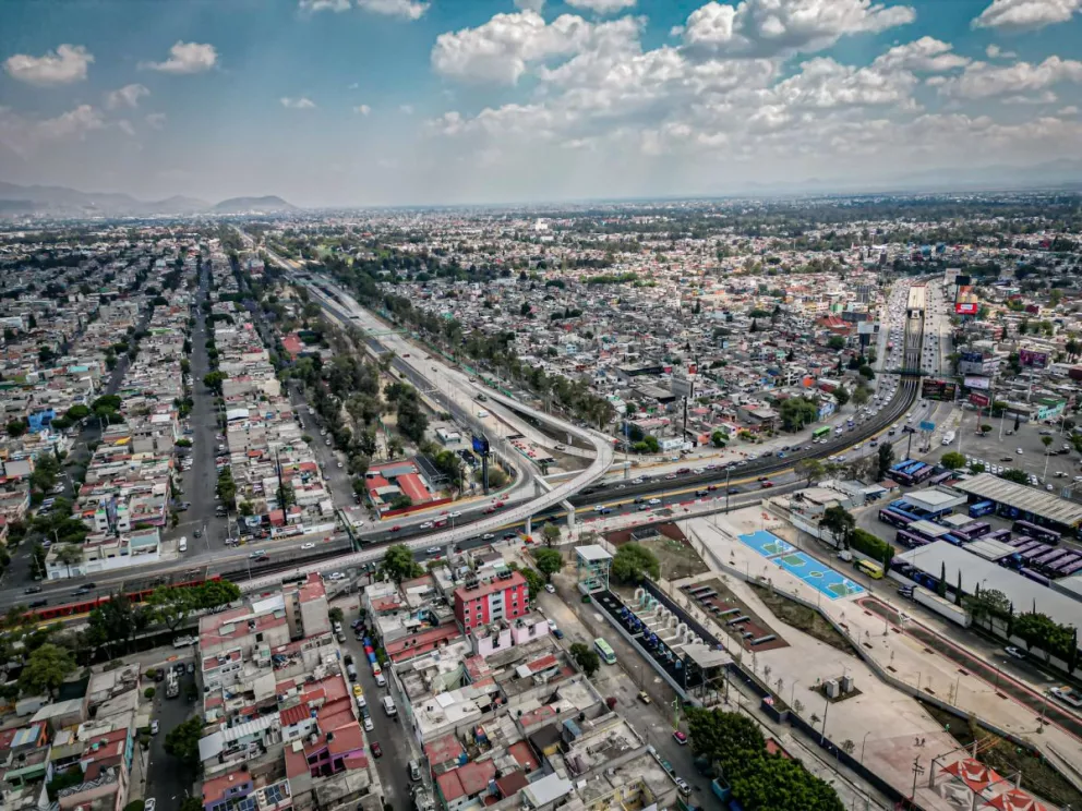 CDMX. Claudia Sheinbaum inaugura el Puente Vehicular Las Adelitas”.