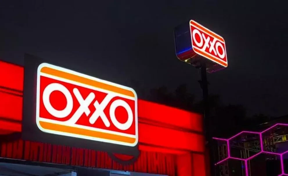 ¿Cuánto es lo máximo de efectivo que se puede retirar en un Oxxo y cuál es su comisión?