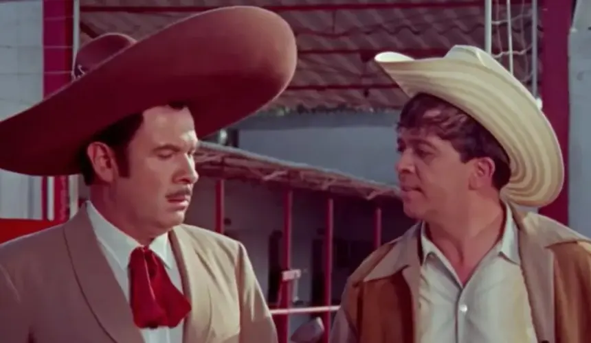 La escena de la película de Chabelo y Antonio Aguilar que está rompiendo las redes.