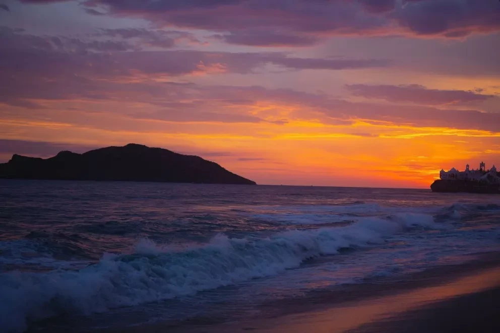 Mazatlán será nombrado este 31 de marzo como puerto heroico. Foto: Miguel Ramírez
