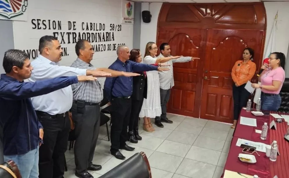 Toman protesta a síndicas y síndicos de Navolato.