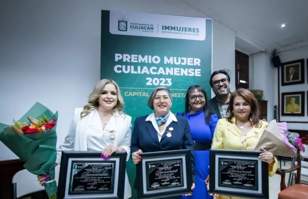  Marlha, Rosaura y  Alma reciben el  Premio a la Mujer Culiacanense 2023