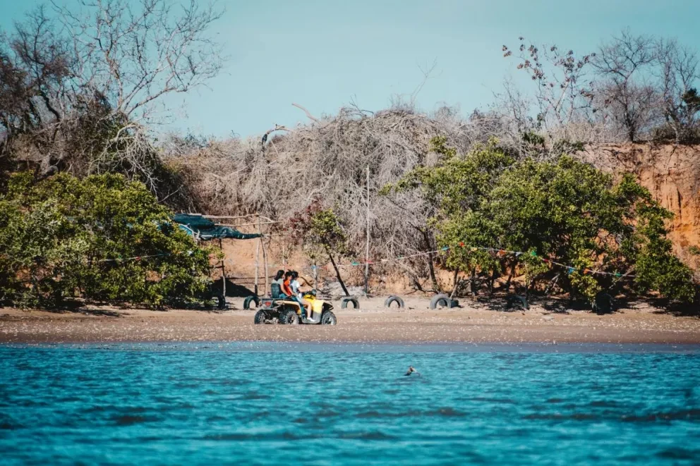 COFEPRIS playas de Sinaloa son aptas para bañarse. Foto: Fotografías con Limón