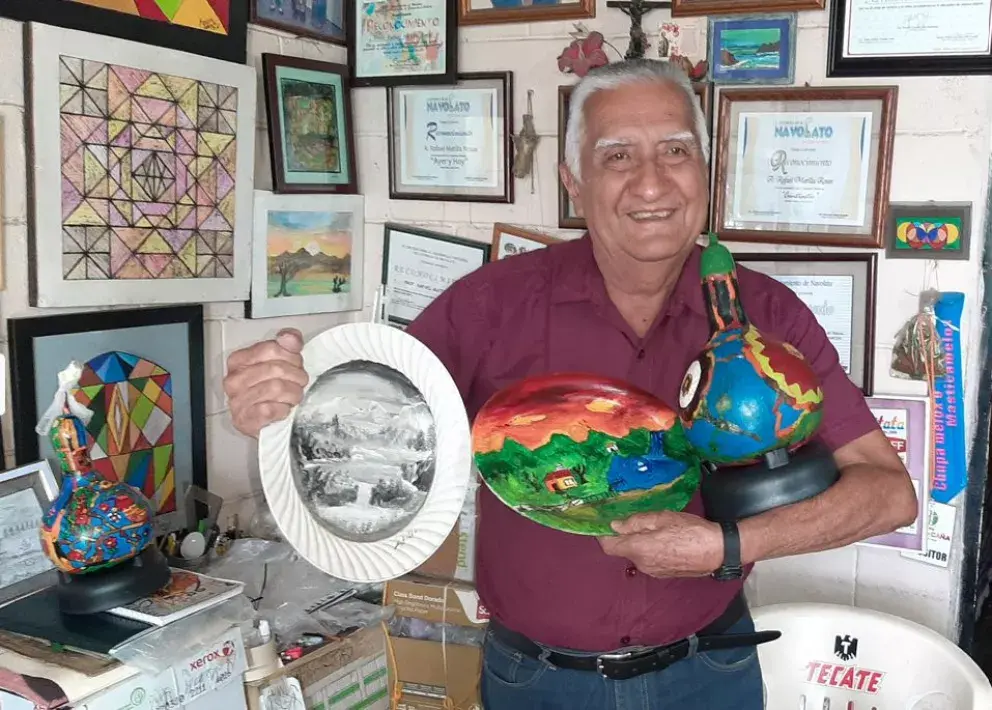 Rafael Matilla pinta de colores los caminos del arte en niños en Navolato