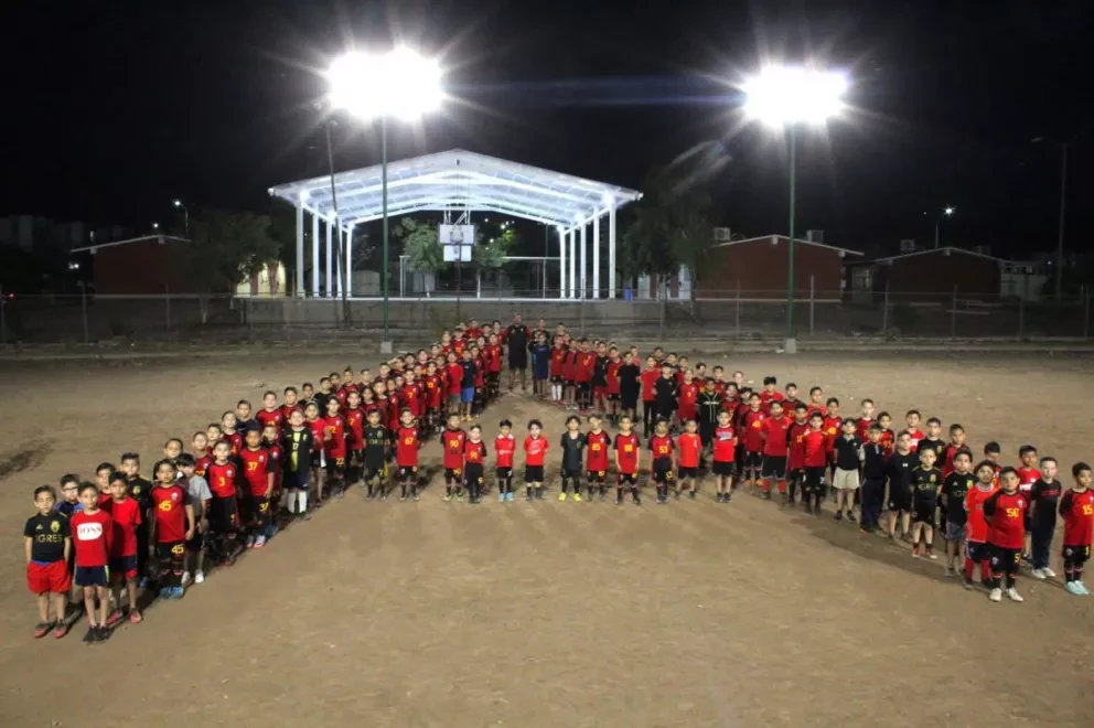 Academia de Futbol Alturas del Sur cumple seis años de enseñar a niños el amor por el deporte