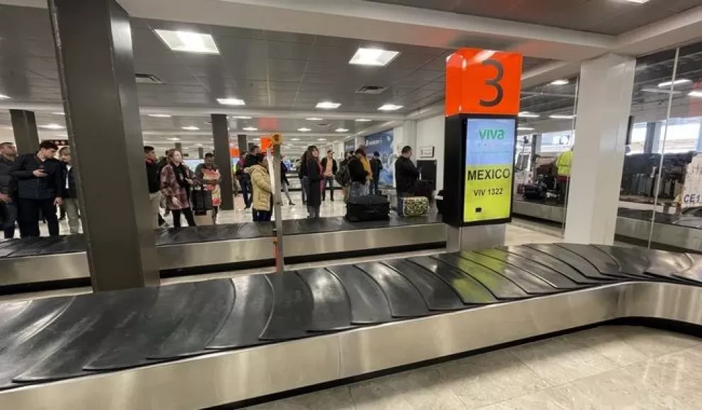 El ingreso de divisas por concepto de visitantes internacionales en enero-febrero de 2023 fue de 5 mil 422 millones de dólares, esto es 32.4% más comparado con el mismo periodo de 2022.