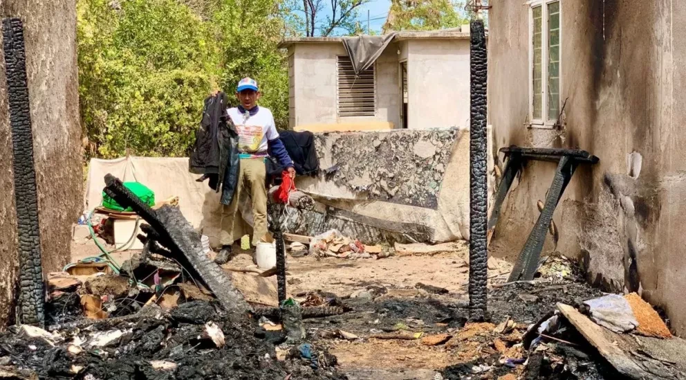 Se le quemó su casa a Cariño conocido así por guamuchilenses, hoy le llegó el apoyo.