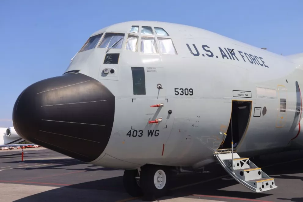 El avión cazahuracanes, llegó este fin de semana a México con especialistas en ciclones tropicales.