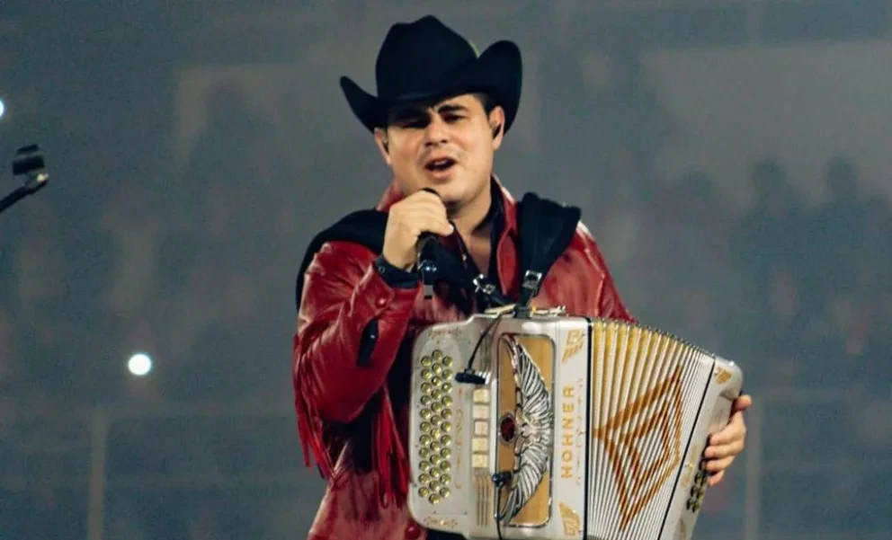 Alfredo Olivas en Los Mochis, Sinaloa este el precio de los boletos.