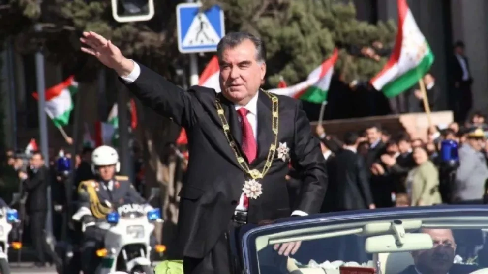 Dónde queda Tayikistán.