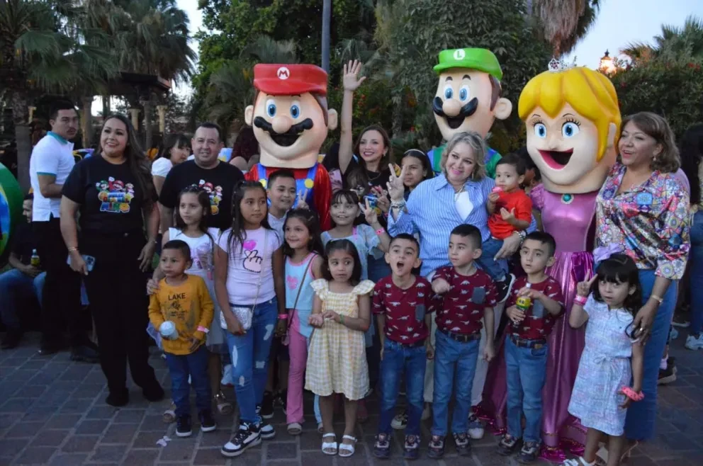 Festejan en grande los niños y niñas de Mocorito Pueblo Mágico.