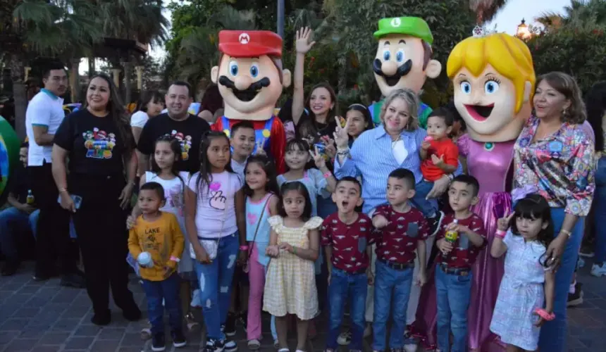 Festejan en grande los niños y niñas de Mocorito Pueblo Mágico.