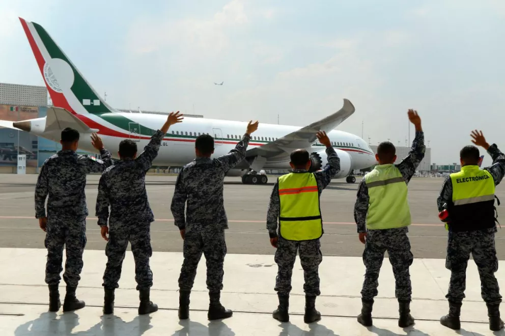 ¡Voló y voló, sin la esperanza de que vuelva! Avión presidencial es entregado a República de Tayikistán