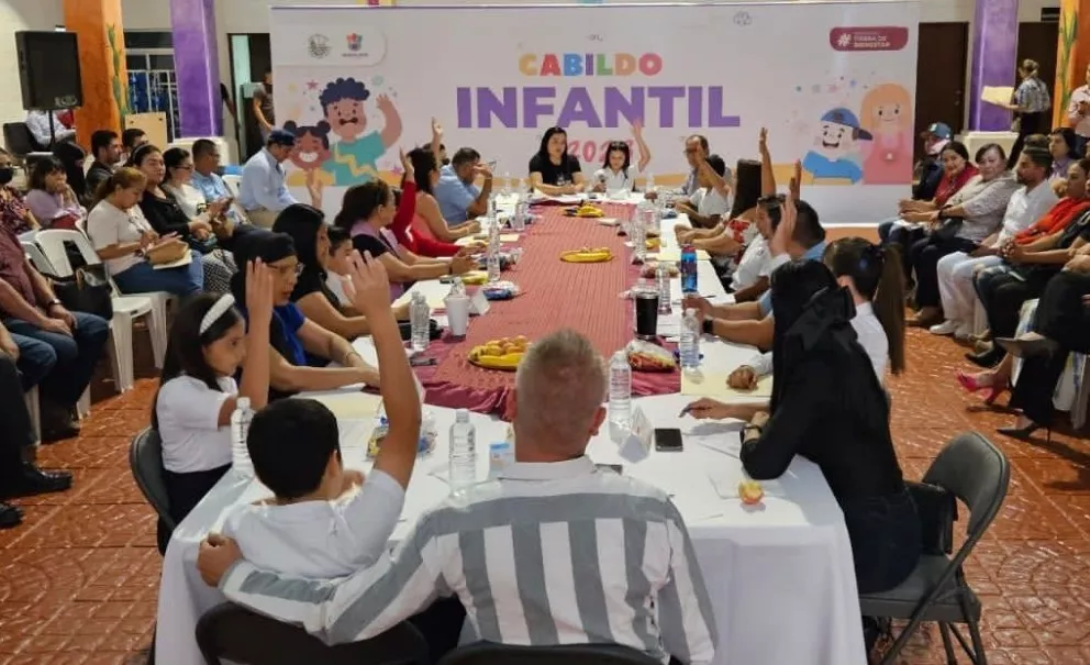 Realizan en Navolato Cabildo Infantil 2023; niñas y niños hablaron sobre ciencia, bullying, medio ambiente, deporte y violencia.
