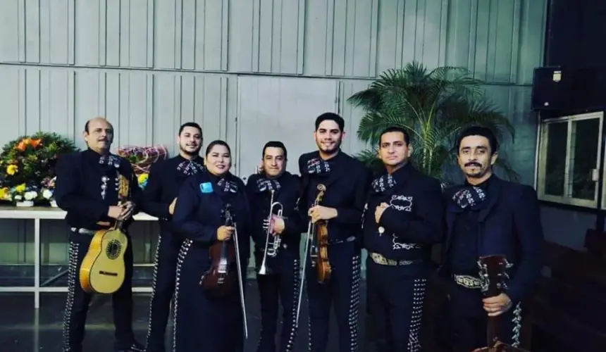 Precio de mariachis para Las Mañanitas en Culiacán.