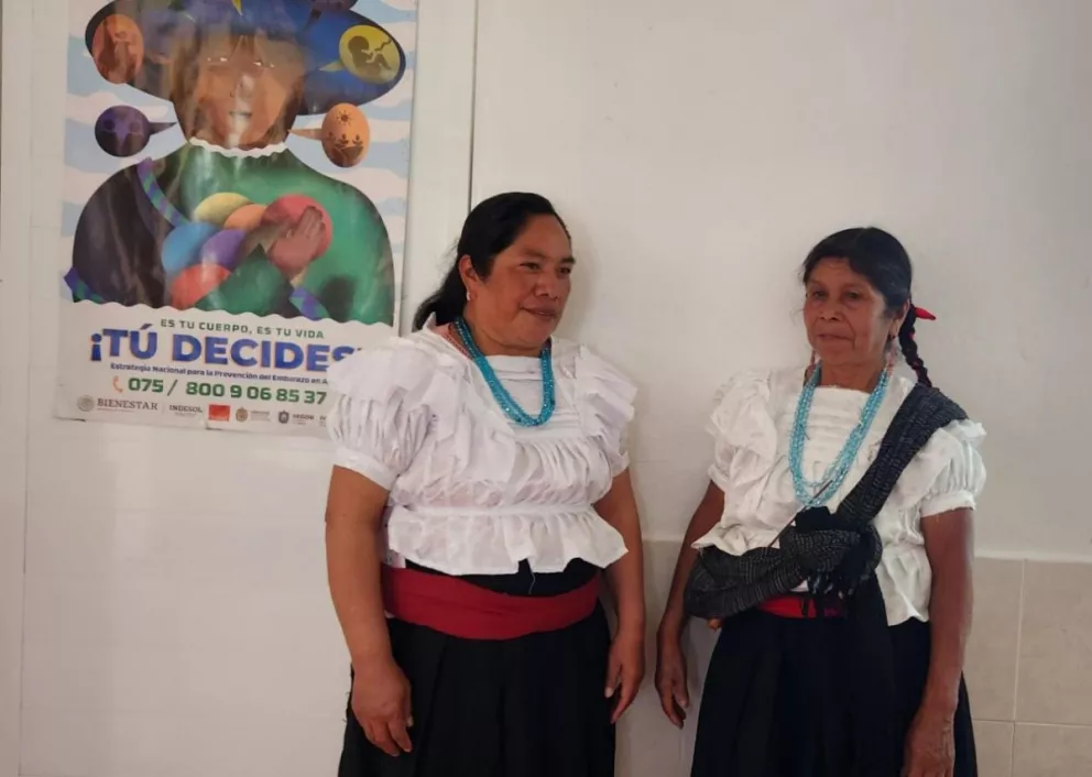 Mujeres parteras de Veracruz son reconocidas por su gran labor.