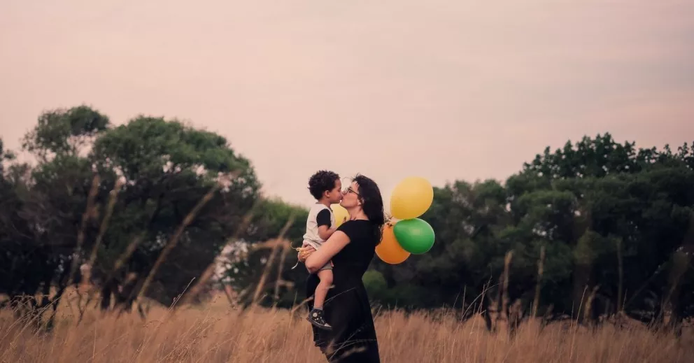 Poemas cortos para el Día de las Madres. Foto: Randy Rooibaatjie
