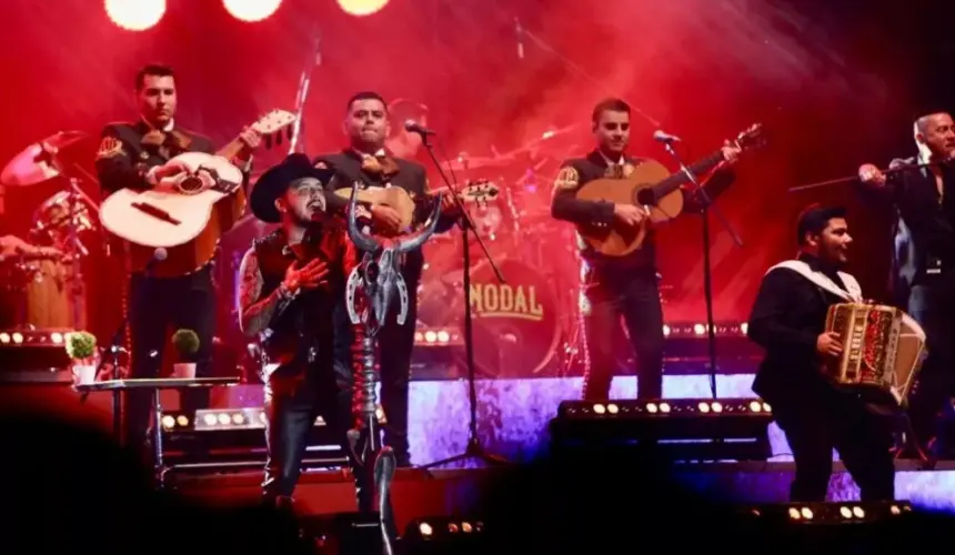 Christian Nodal estará este fin de semana en Monterrey.