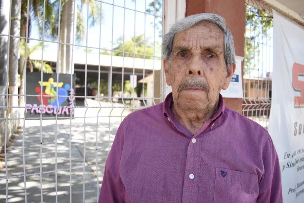 El profesor Héctor Melchor Román Campos, es el inolvidable maestro de Navolato