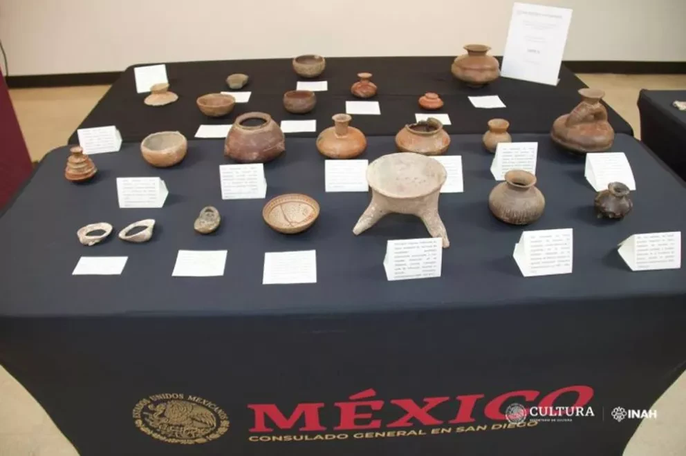 Estadounidenses regresan de manera voluntaria a México 65 piezas arqueológicas