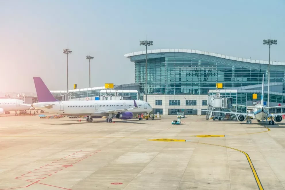 Ya es oficial la Aerolínea del Estado Mexicano, será controlada por la Sedena. Foto: Freepik
