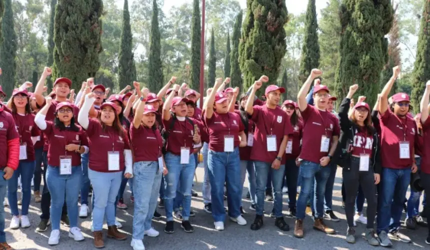 Amor al prójimo. Estudiantes del IPN y su gran labor humanitaria; ayudarán a 10 comunidades de Tlaxcala y Veracruz.