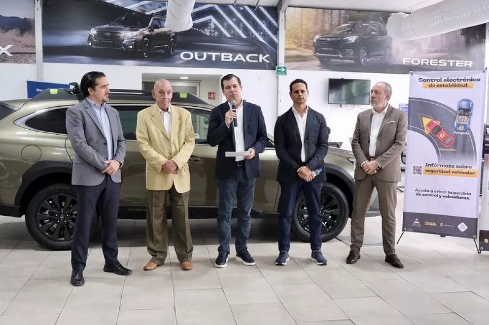 Agencias automotrices de Guadalajara lanzan una campaña para que compradores sepan como elegir un auto seguro.