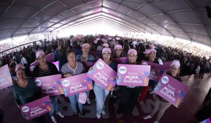 Ya puedes tramitar la tarjeta Apoyo MujerES Grandeza en Guanajuato. Foto: Cortesía