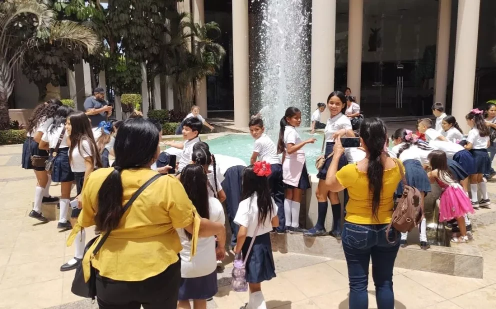 Los niños y niñas expresaron que “la Constitución es algo que debemos respetar”. Fotos: Juan Madrigal