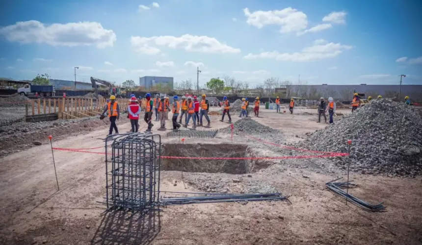 Un Walmart más en Culiacán, Sinaloa; colocan primera piedra de la cuarta sucursal que se ubicará en Supercenter Lola Beltrán