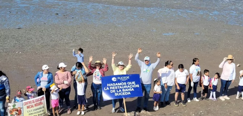 300 voluntarios recolectaron 500 kilos de desechos plásticos en La Playita, Angostura