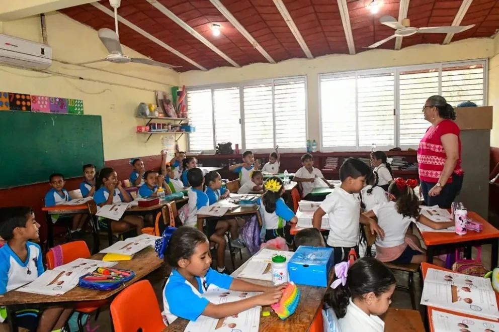 Por qué habrá clases el próximo sábado 17 de junio del 2023 en todo México. Foto: Cortesía SEPyC