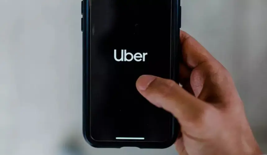 Uber Direct y su nuevo gran servicio para PyMEs en México. Foto: Austin Distel