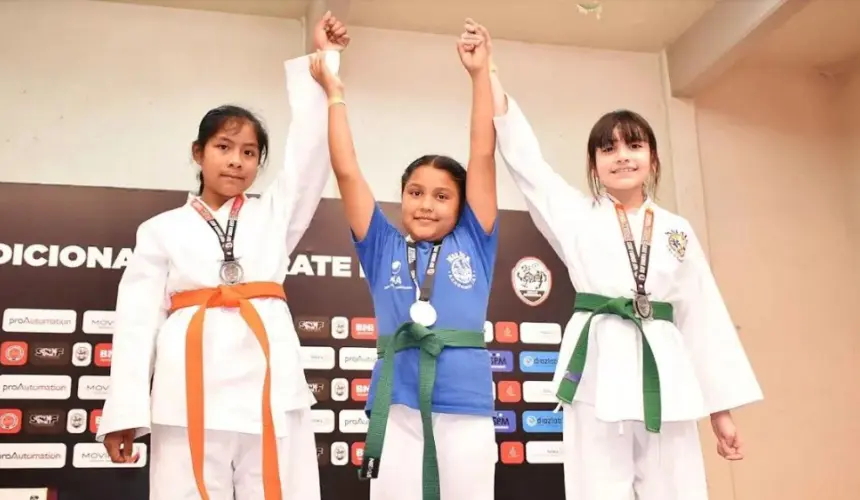 Alumnos Malala ganan más de 100 medallas en Campeonato de Karate Sonora 2023