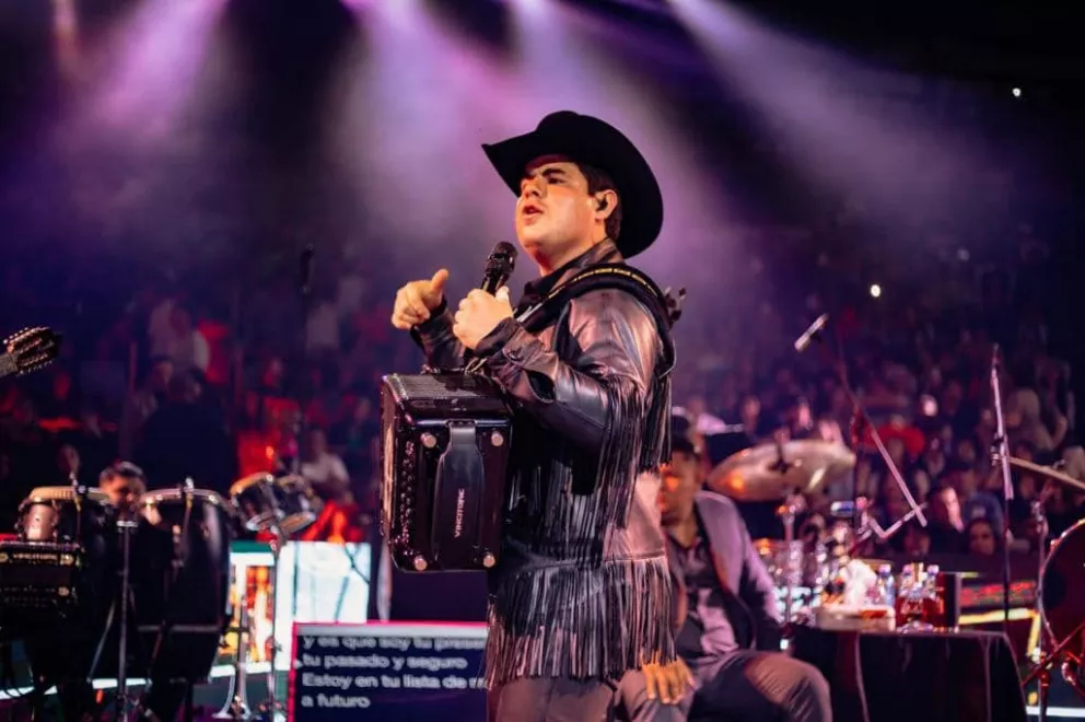 Alfredito Olivas ofrecerá un concierto el 8 de julio en Chihuahua. Foto: Facebook Alfredito Olivas