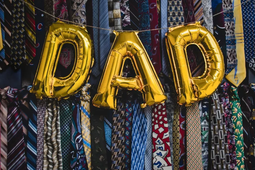 Día del Padre. Frases largas para compartir en su día. Foto: Tim Mossholder