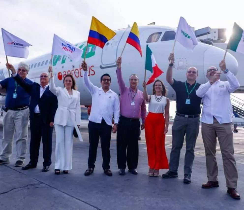 Inauguración de la ruta Monterrey – Bogotá, de Viva Aerobus. Foto: Cortesía